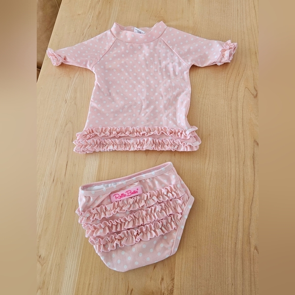 Ruffle Butts Other - Ruffle Butts rashguard and bloomers